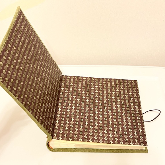 Enchante Accessories Faux Suede Photo Album Scrapbook Notebook - Picture 2 of 4